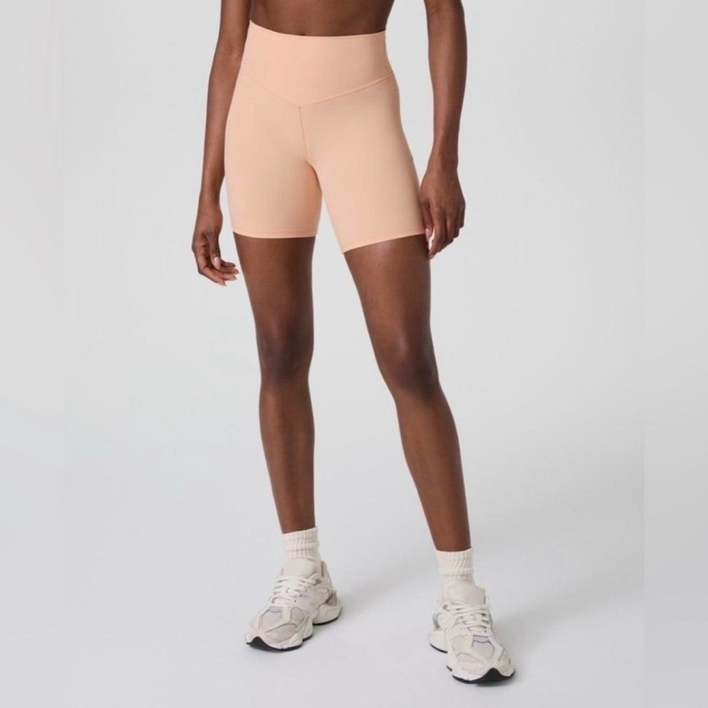 Vuori High-Rise Peach 6” Bike Shorts